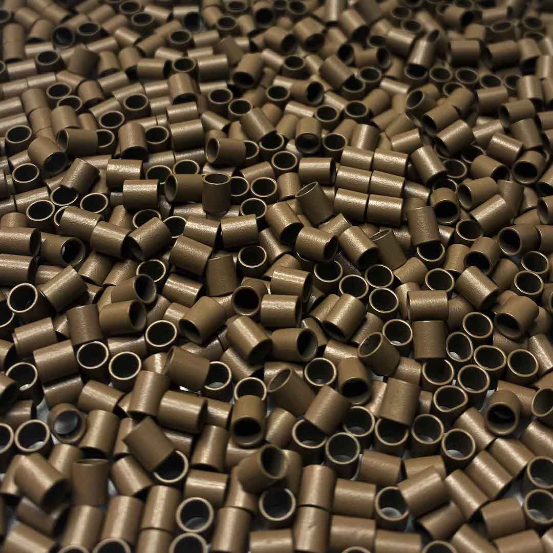 Miedziane tulejki do przedłużania włosów