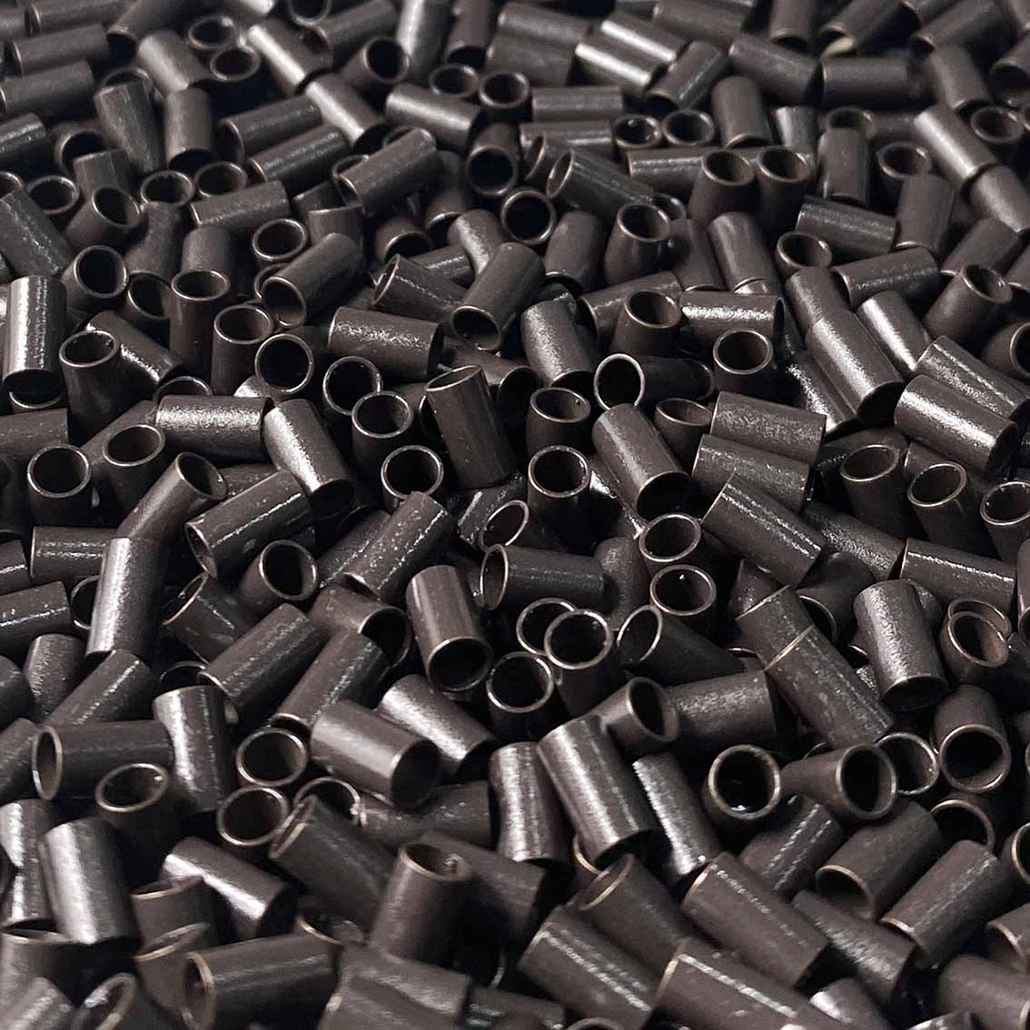 Miedziane tulejki do przedłużania włosów