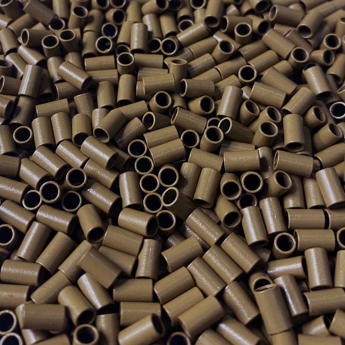 Miedziane tulejki do przedłużania włosów